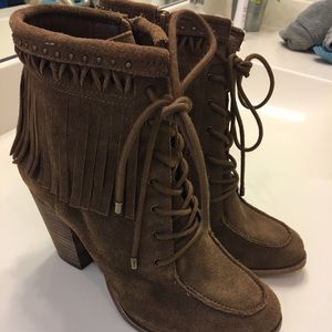 Gianni Bini moccasin booties